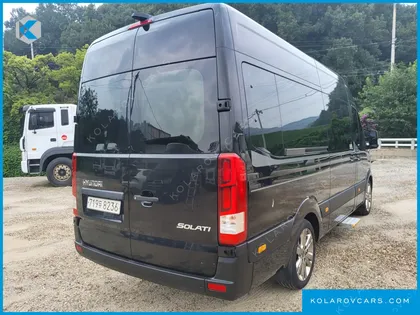 HYUNDAI SOLATI 15-SEATER