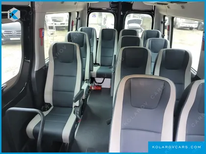 HYUNDAI SOLATI 15-SEATER