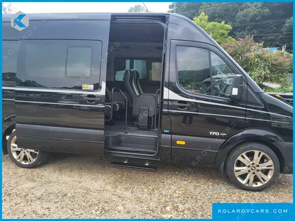 HYUNDAI SOLATI 15-SEATER