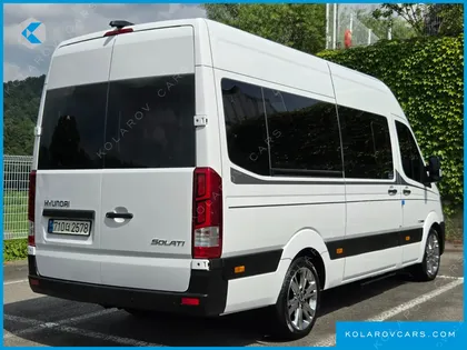 HYUNDAI SOLATI 15-SEATER