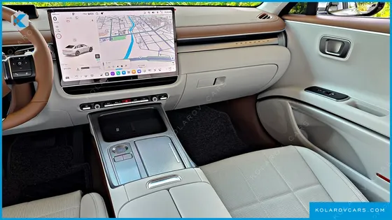 HYUNDAI GRANDEUR 2.5 GASOLINE  2WD