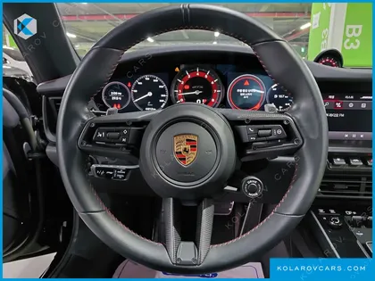 PORSCHE 911 CARRERA 4 GTS
