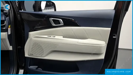 KIA CARNIVAL HEV 9SEATER GRAVITY