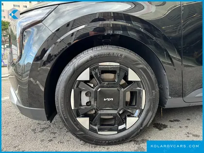 KIA CARNIVAL DIESEL 9-SEATER PRESTIGE