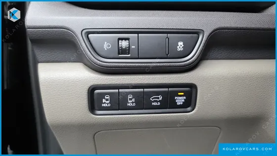 KIA CARNIVAL HEV 7SEATER NOBLESS