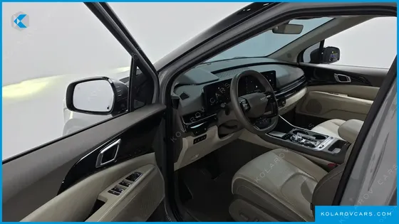 KIA CARNIVAL GASOLINE 7-SEATER GRAVITY