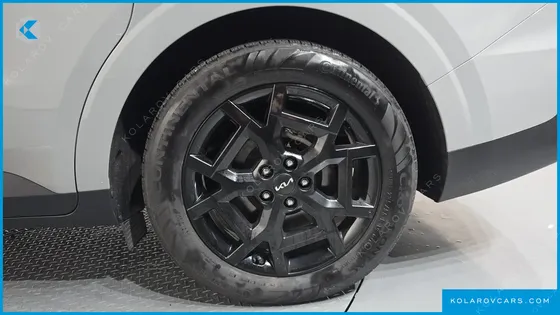 KIA CARNIVAL GASOLINE 7-SEATER GRAVITY