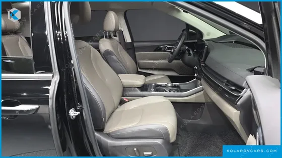 KIA CARNIVAL GASOLINE 7-SEATER GRAVITY