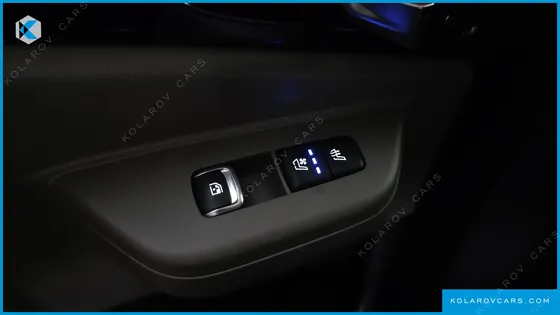 KIA CARNIVAL HEV 7SEATER GRAVITY