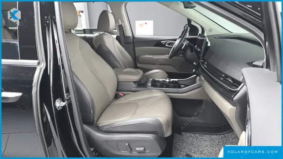 KIA CARNIVAL DIESEL 7-SEATER SIGNATURE