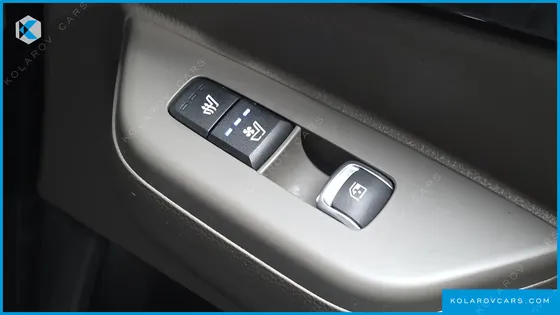 KIA CARNIVAL DIESEL 7-SEATER SIGNATURE