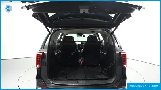 KIA CARNIVAL DIESEL 7-SEATER SIGNATURE