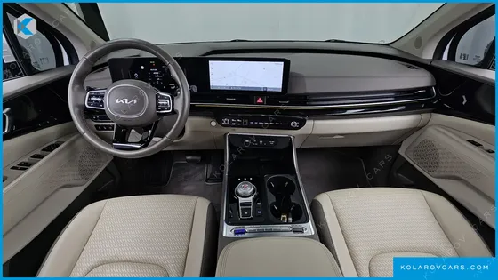 KIA CARNIVAL GASOLINE 9-SEATER SIGNATURE