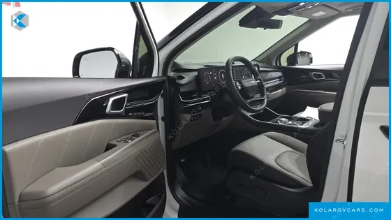KIA CARNIVAL GASOLINE 7 SEATER X LINE
