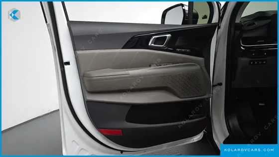 KIA CARNIVAL GASOLINE 7 SEATER X LINE