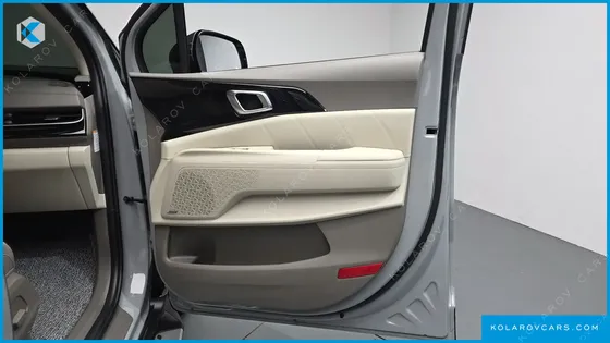 KIA CARNIVAL HEV 9 SEATER X LINE