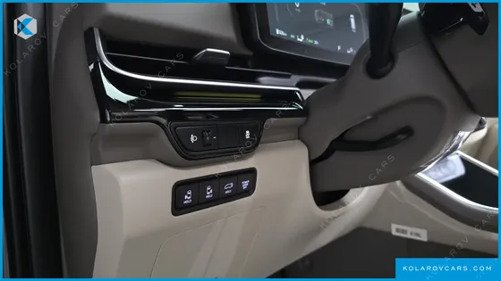 KIA CARNIVAL HEV 9 SEATER X LINE