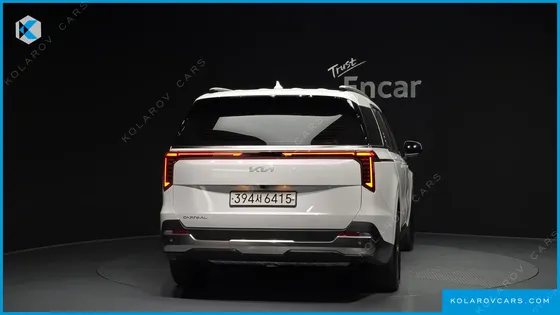 KIA CARNIVAL GASOLINE 9-SEATER NOBLESSE