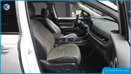 KIA CARNIVAL GASOLINE 9-SEATER NOBLESSE