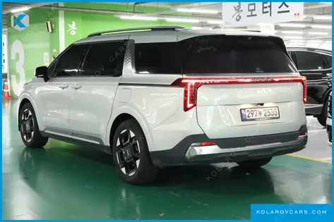 KIA CARNIVAL GASOLINE 7-SEATER SIGNATURE
