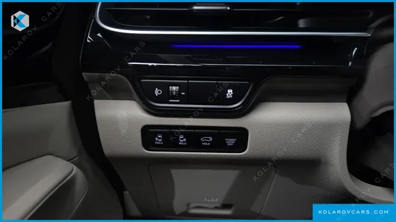 KIA CARNIVAL DIESEL 7-SEATER GRAVITY