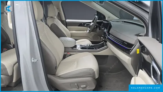 KIA CARNIVAL DIESEL 7-SEATER GRAVITY