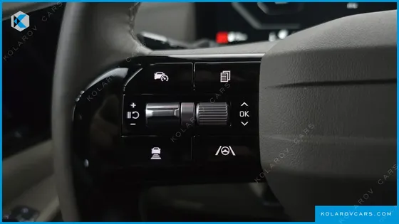 KIA CARNIVAL DIESEL 7-SEATER GRAVITY