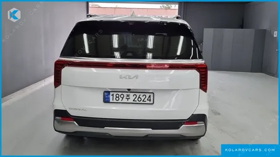 KIA CARNIVAL DIESEL 7-SEATER SIGNATURE
