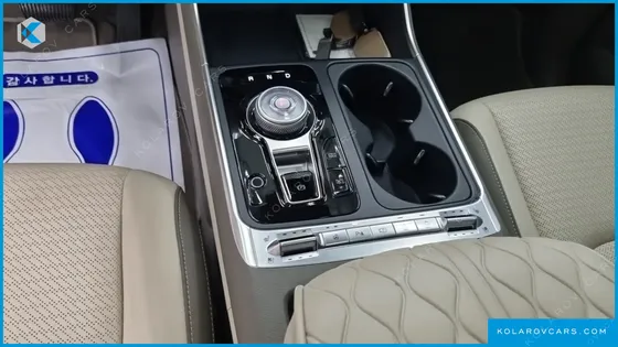 KIA CARNIVAL DIESEL 7-SEATER SIGNATURE