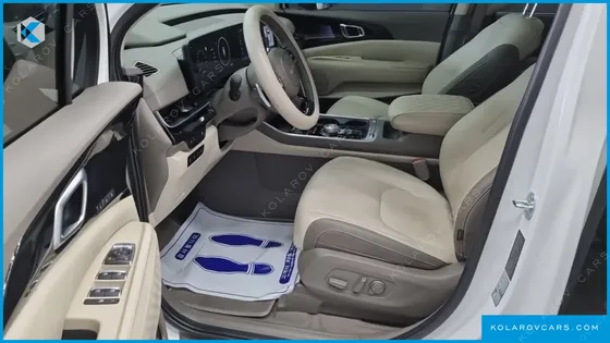 KIA CARNIVAL DIESEL 7-SEATER SIGNATURE