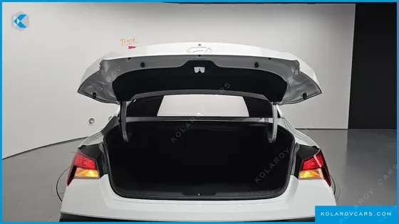 HYUNDAI ELANTRA (AVANTE) 1.6
