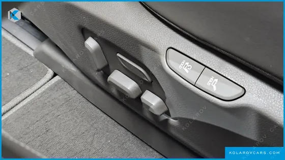 KIA CARNIVAL HEV 7SEATER SIGNATURE
