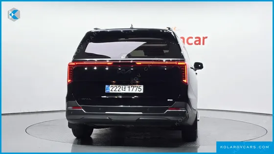 KIA CARNIVAL HEV 9 SEATER X LINE
