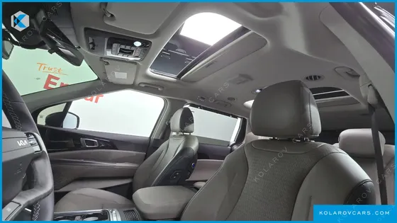 KIA CARNIVAL HEV 9 SEATER X LINE