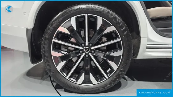 VOLVO XC90 B6 ULTRA BRIGHT