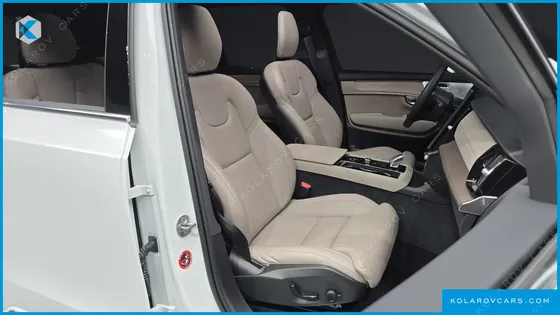 VOLVO XC90 B6 ULTRA BRIGHT
