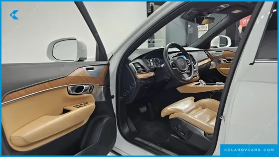 VOLVO XC90 T8 INSCRIPTION HYBIRD