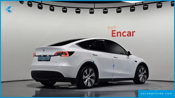 TESLA MODEL Y LONG RANGE AWD