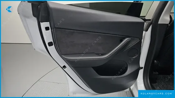 TESLA MODEL Y LONG RANGE AWD