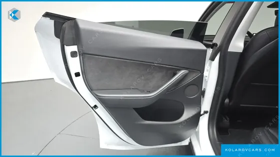 TESLA MODEL Y LONG RANGE AWD