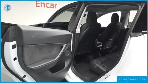 TESLA MODEL Y LONG RANGE AWD