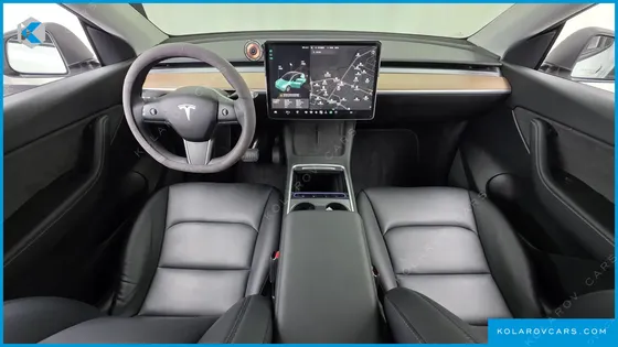 TESLA MODEL Y LONG RANGE AWD