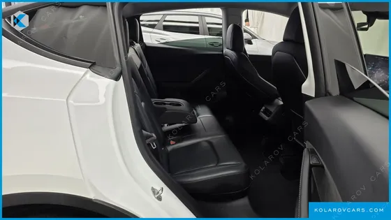 TESLA MODEL Y LONG RANGE AWD
