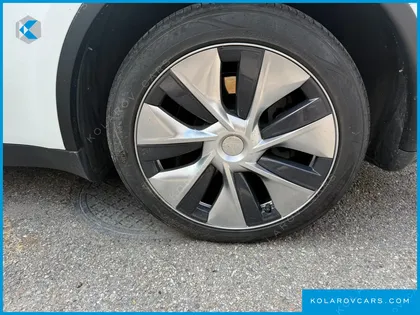TESLA MODEL Y LONG RANGE AWD