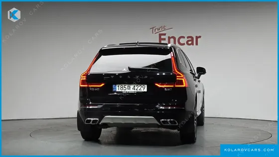 VOLVO XC60 B5 INSCRIPTION