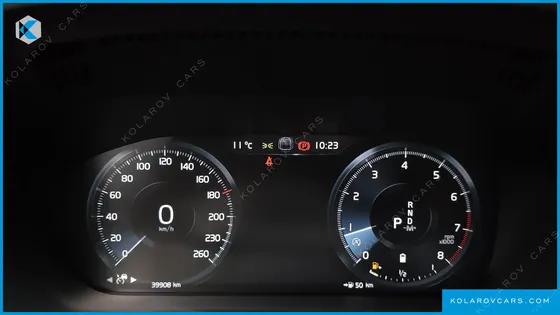 VOLVO XC60 B5 INSCRIPTION