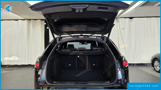LAND ROVER RANGE ROVER VELAR 3.0 D300 R-DYNAMIC HSE