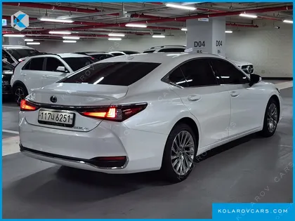 LEXUS ES LUXURY PLUS