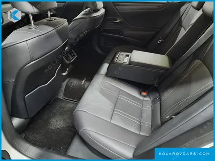 LEXUS ES LUXURY PLUS