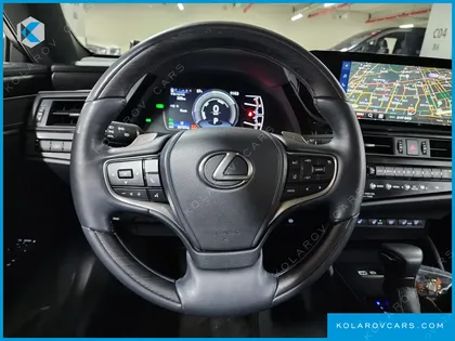 LEXUS ES LUXURY PLUS